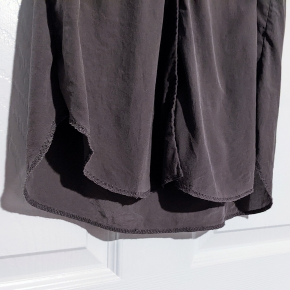 ARITZIA Wilfred Grey Silk Blouse, Loose fit, XS. - Picture 9 of 11